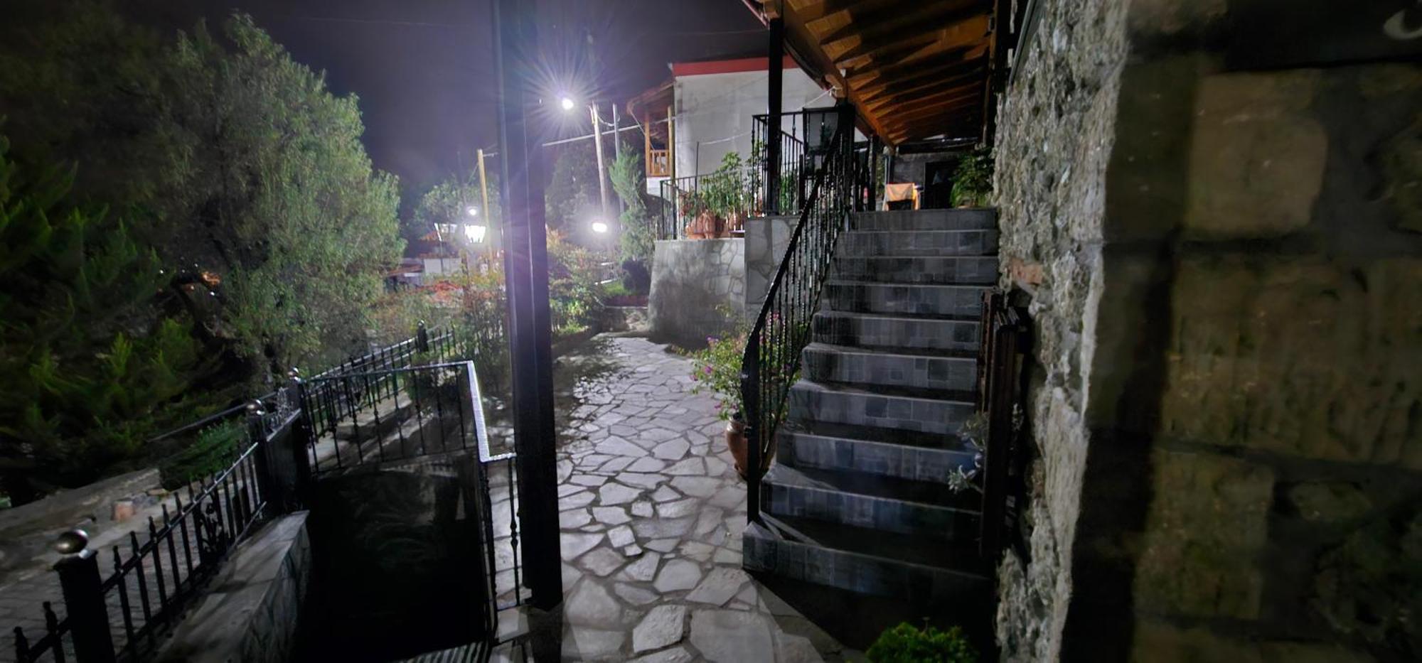Voulas Traditional House Meteora 1 カランバカ エクステリア 写真