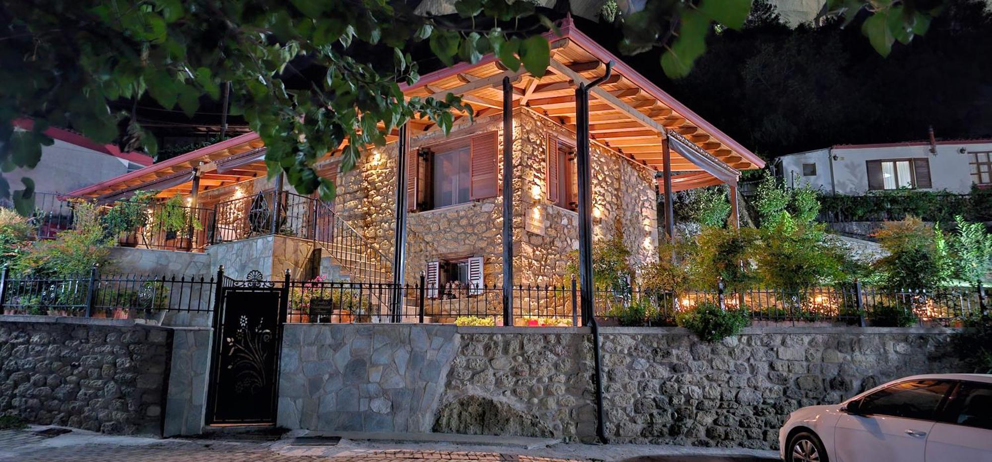 Voulas Traditional House Meteora 1 カランバカ エクステリア 写真